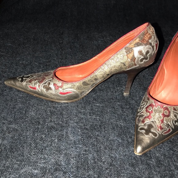 Donald J Pliner Couture pumps. Size 7.5M - Picture 5 of 6